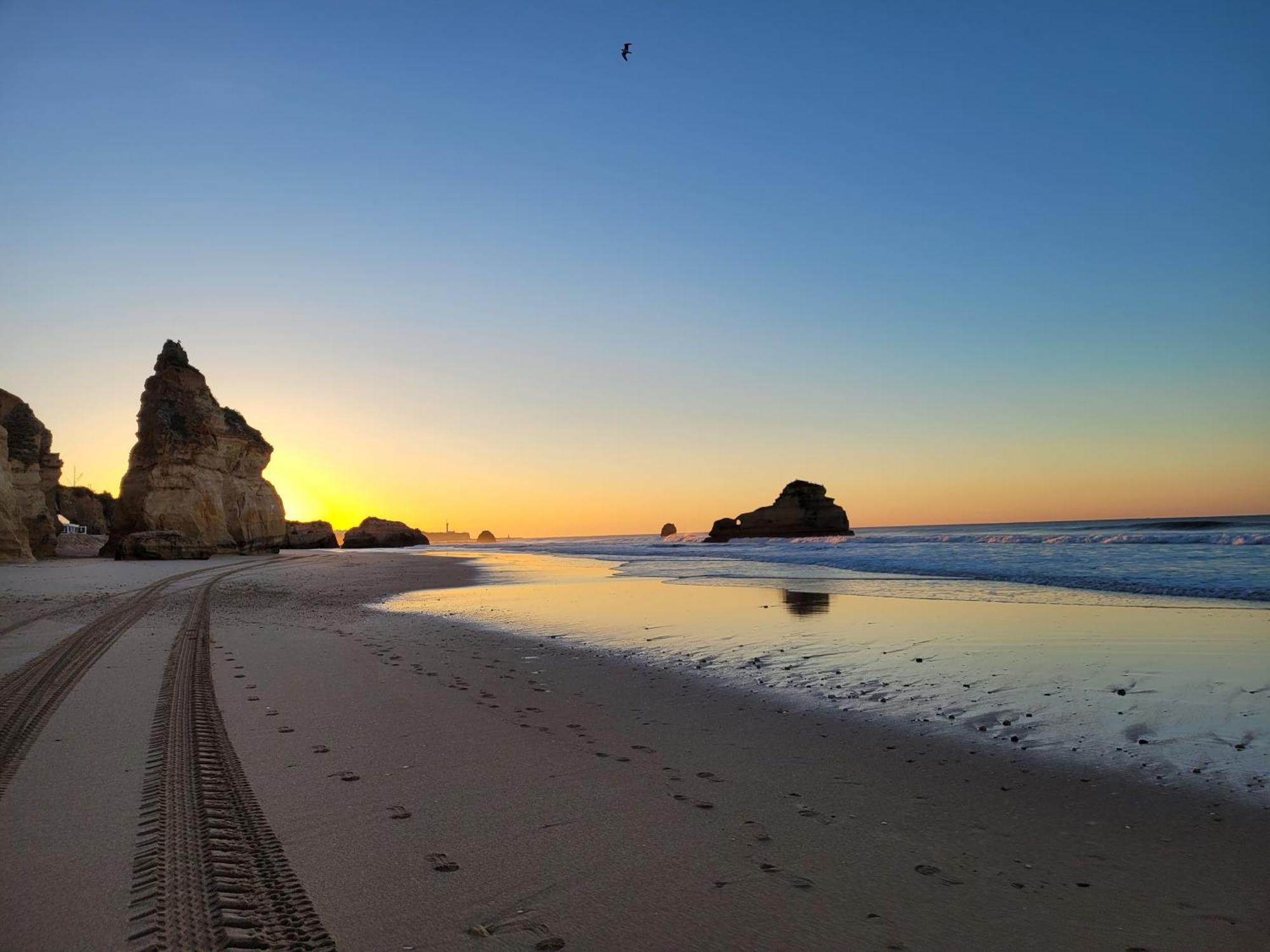 פורטימאו O Wow Sunset Beach And Cliffs View מראה חיצוני תמונה